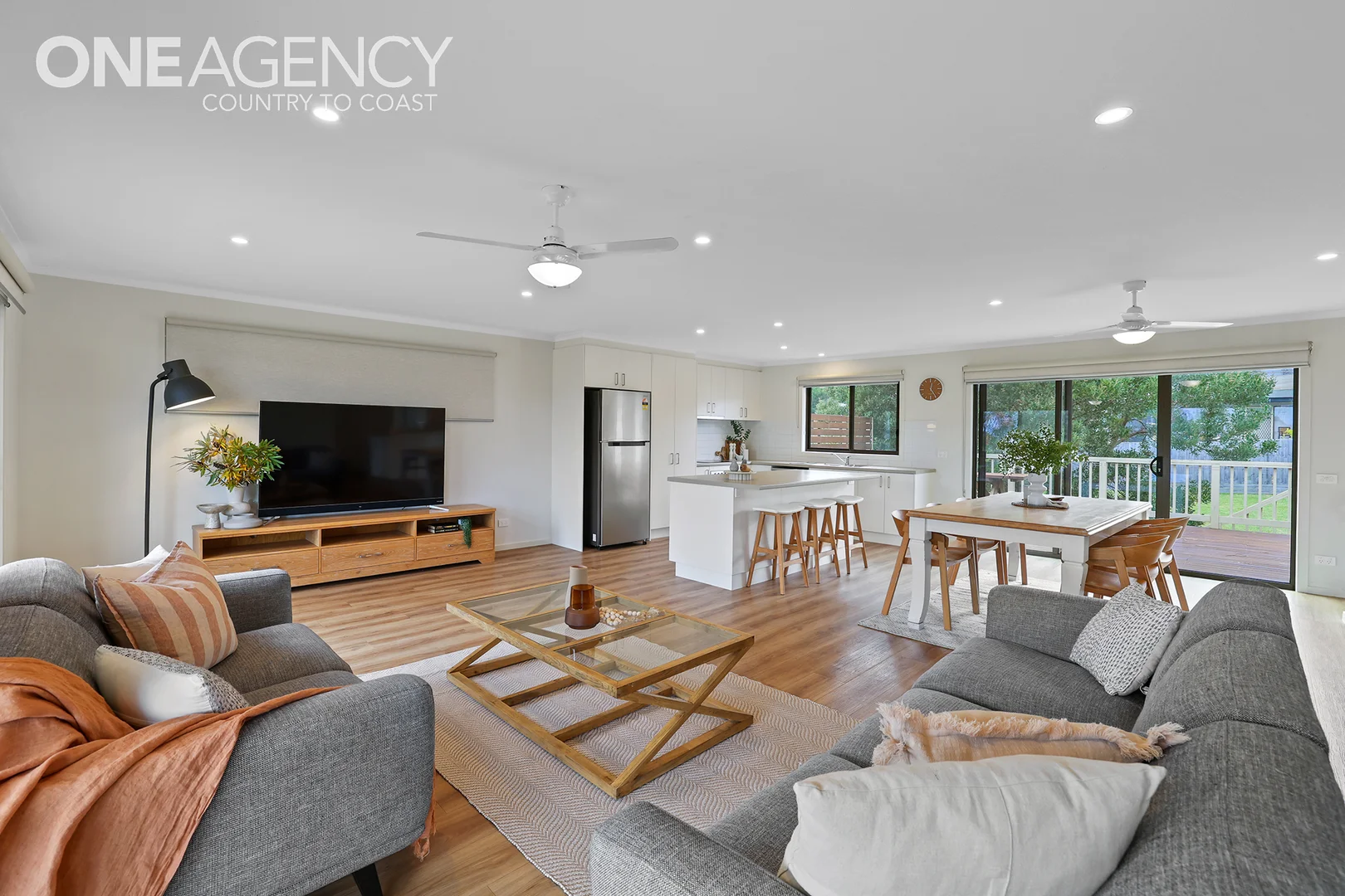 53 Red Rocks Road, Cowes VIC 3922 photo 3