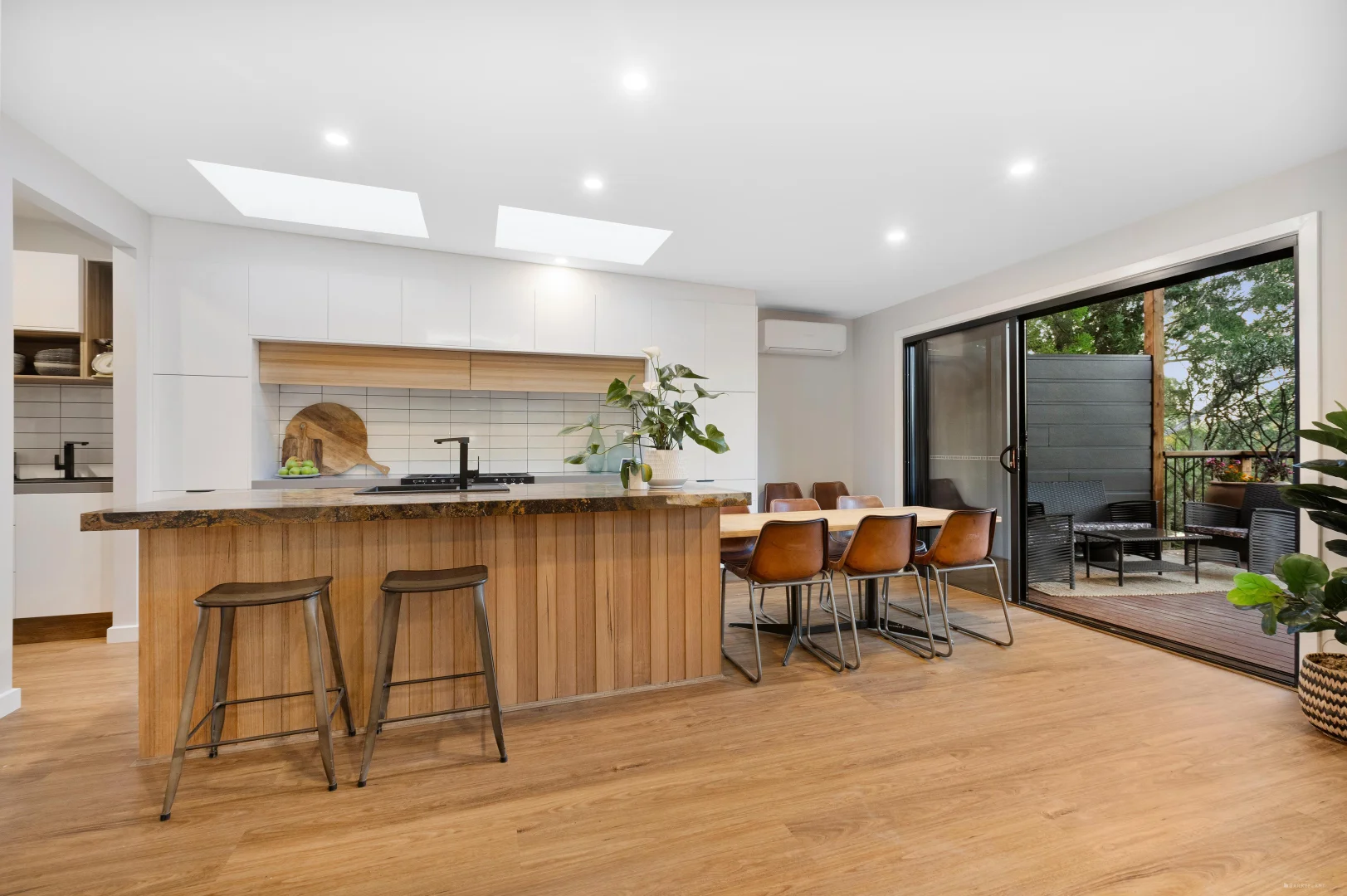 Additional image 4 of 1/27 Park West Road, Eltham VIC 3095