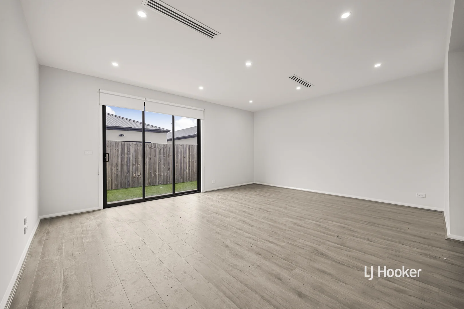 Additional image 9 of 22 Dollarbird Drive, Deanside VIC 3336