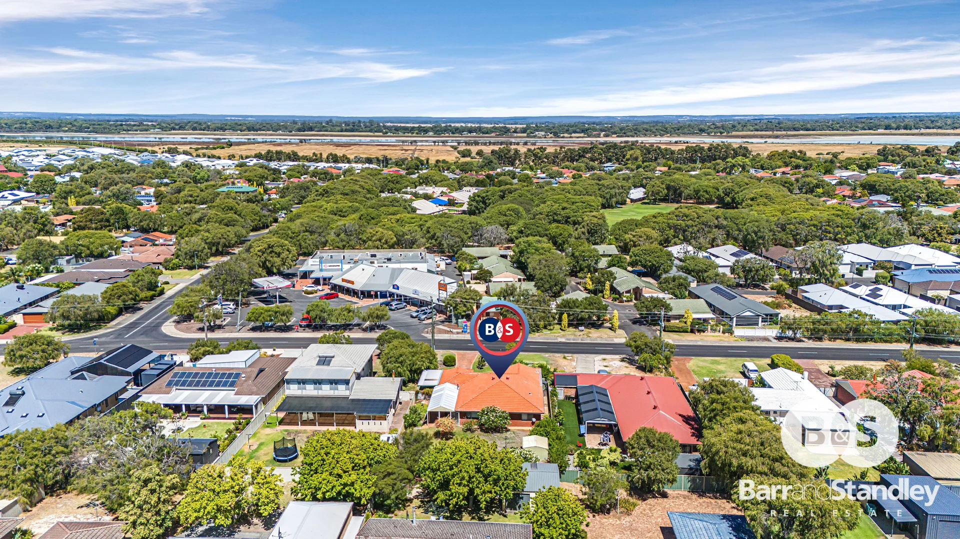 Additional image 35 of 319 Marine Terrace, Geographe WA 6280