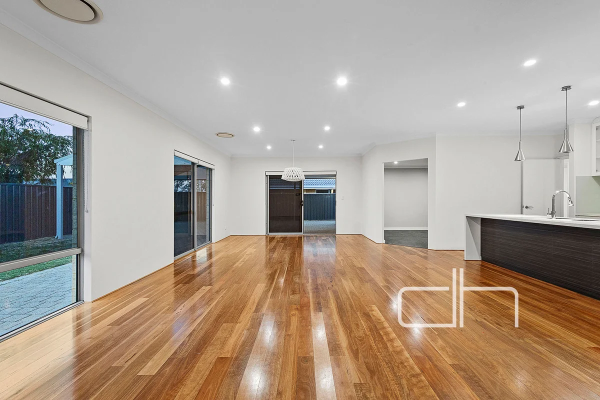 Additional image 14 of 76 Raeside Drive, Landsdale WA 6065