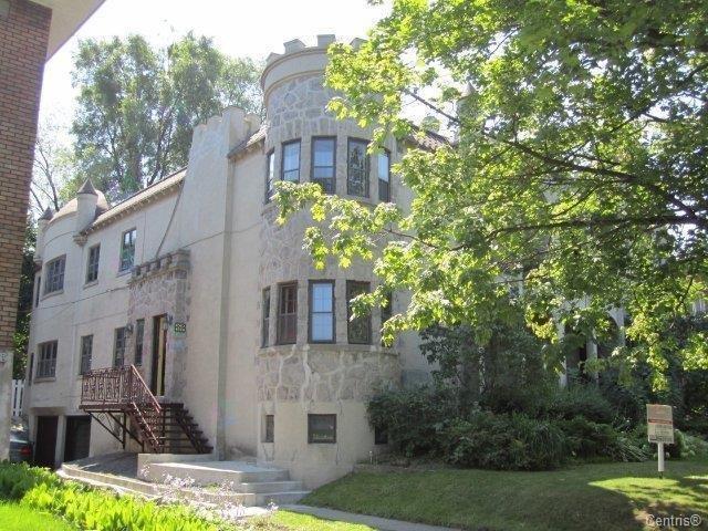 4382 Av. Van Horne
