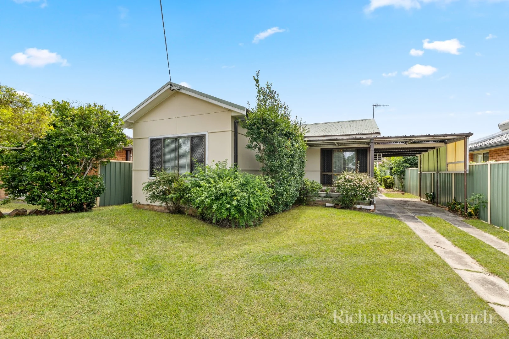 65 Nowack Avenue, Umina Beach NSW 2257