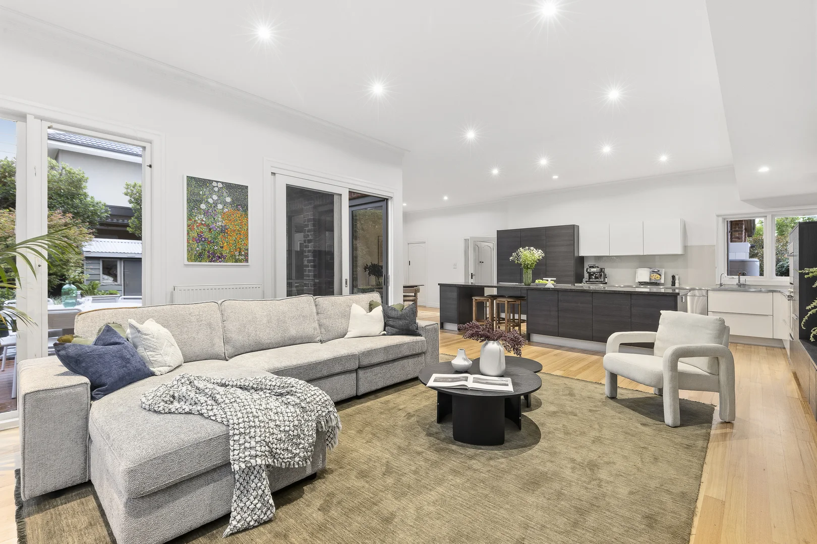 13 Watson Street, Glen Iris VIC 3146 photo 4