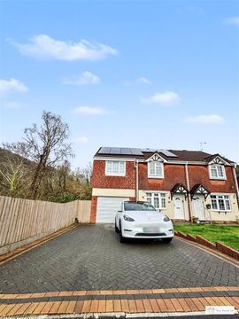 Holly Park Close, Plymouth PL5