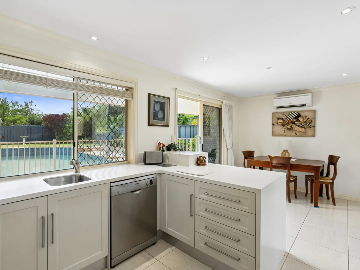 Additional image 12 of 8 Kinloch Avenue, Benowa Waters QLD 4217