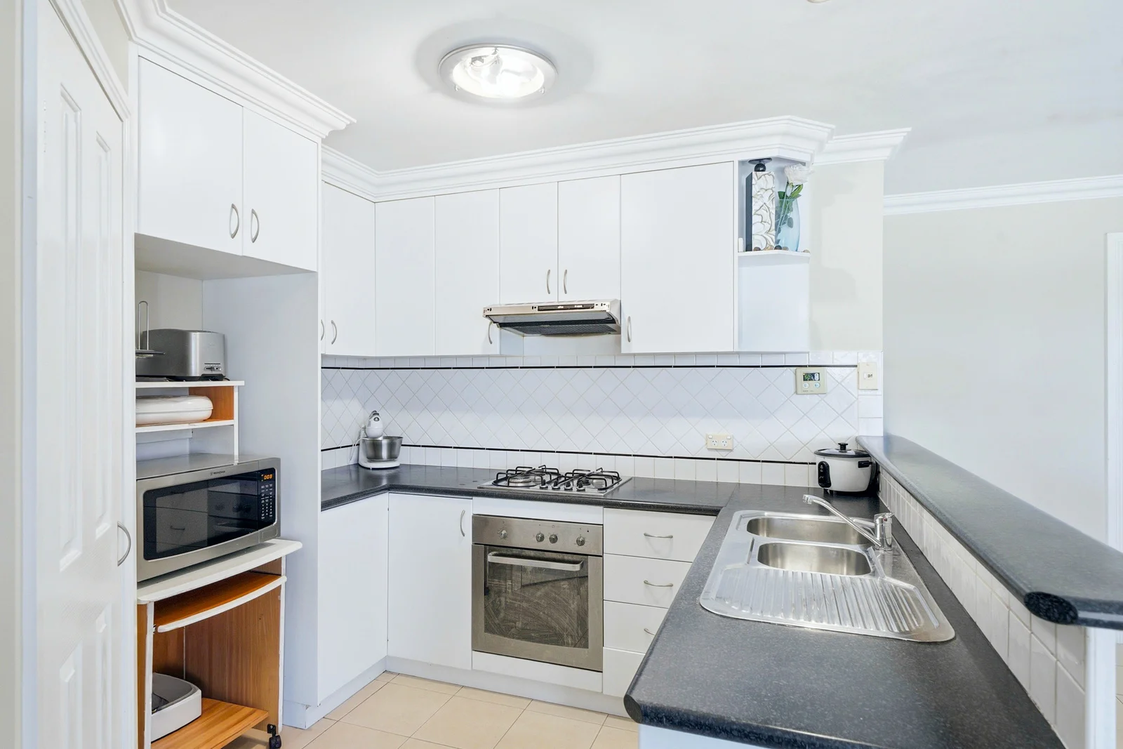 2A Manse Road, Cobram VIC 3644 photo 3