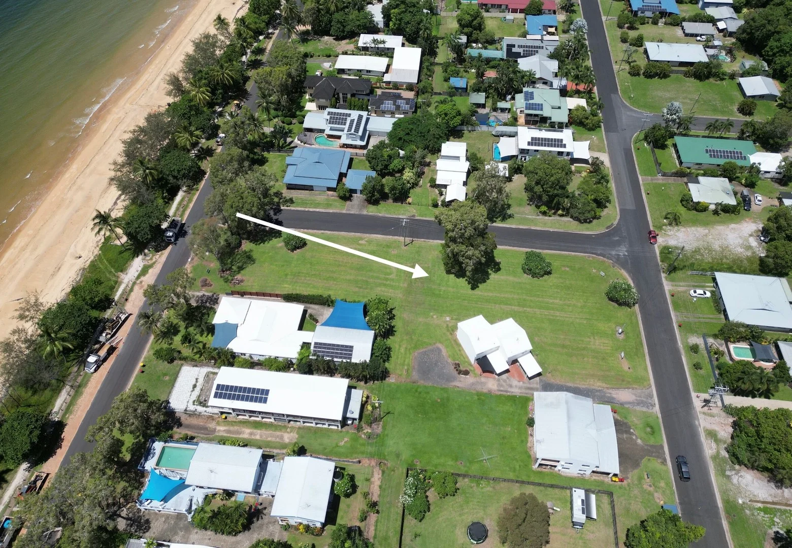 3 Macgillivray St, South Mission Beach QLD 4852