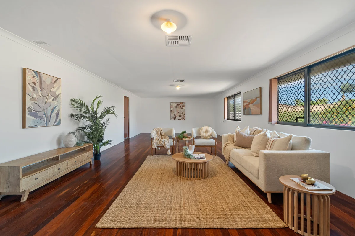 34 Strawberry Drive, Seville Grove WA 6112