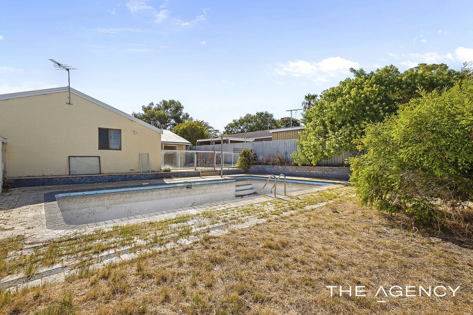 Additional image 31 of 24 Fenellia Crescent, Craigie WA 6025