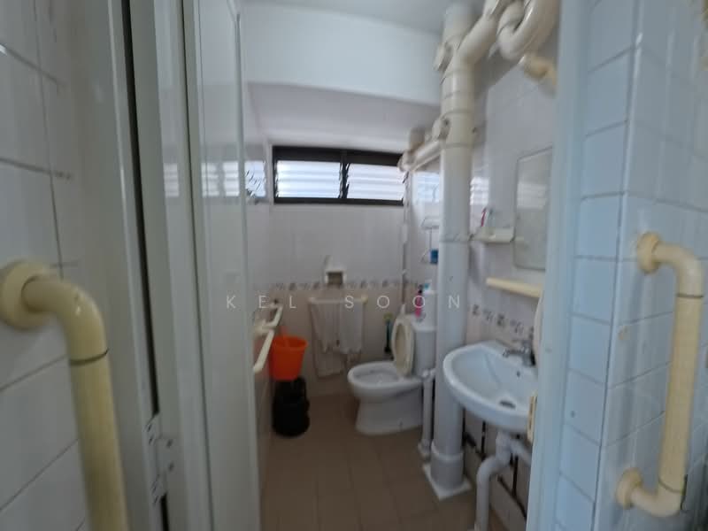 362 Clementi Avenue 2 photo 4