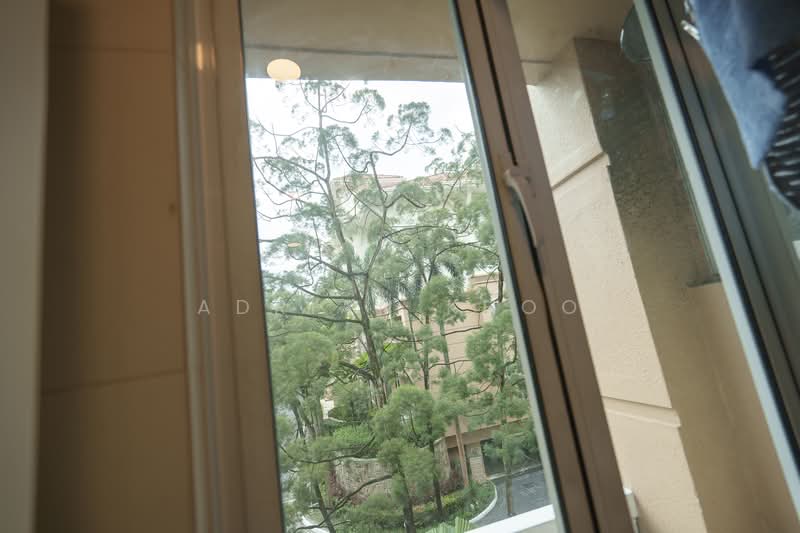 84 Duchess Avenue photo 4