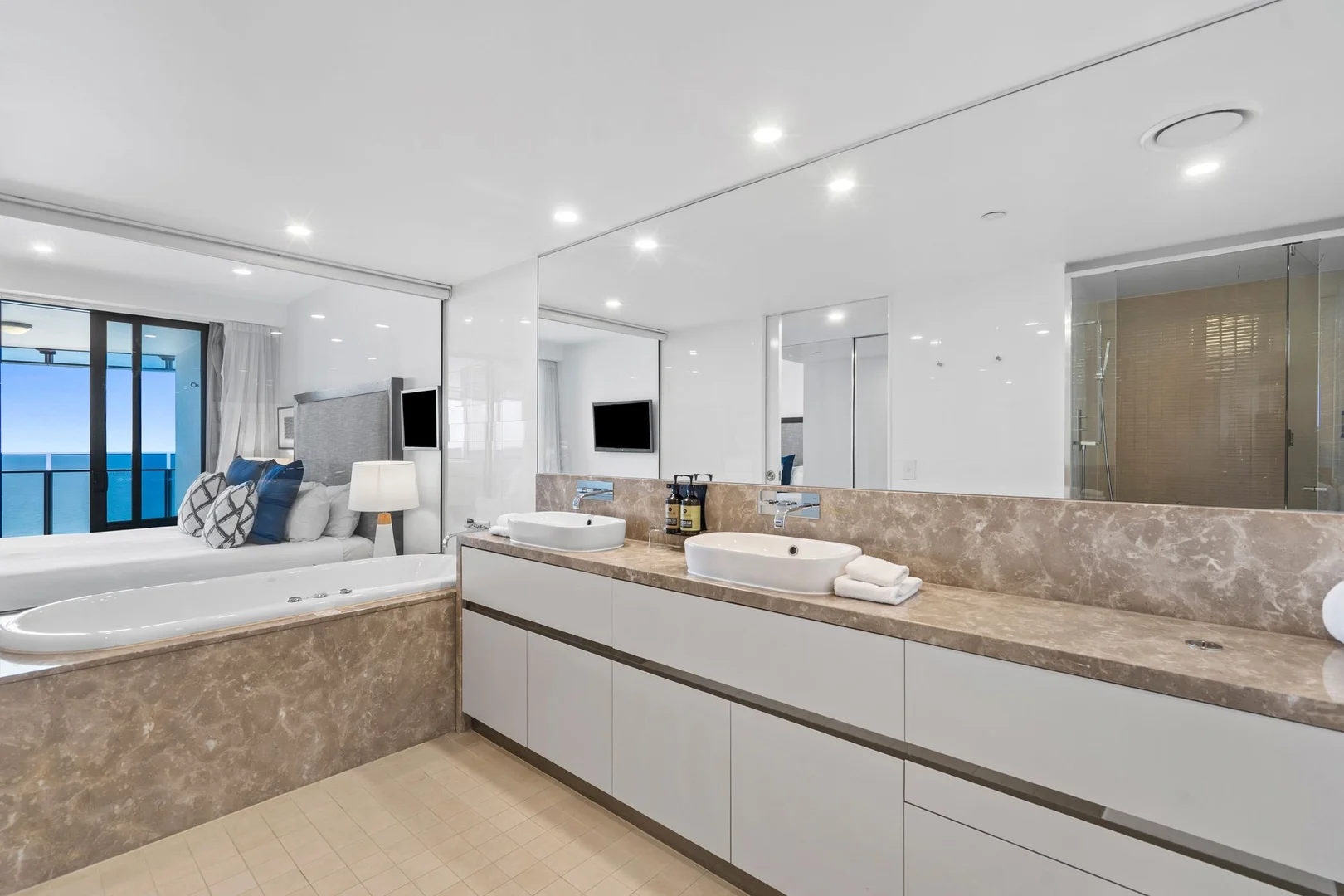 Additional image 11 of 4302/4 The Esplanade, Surfers Paradise QLD 4217