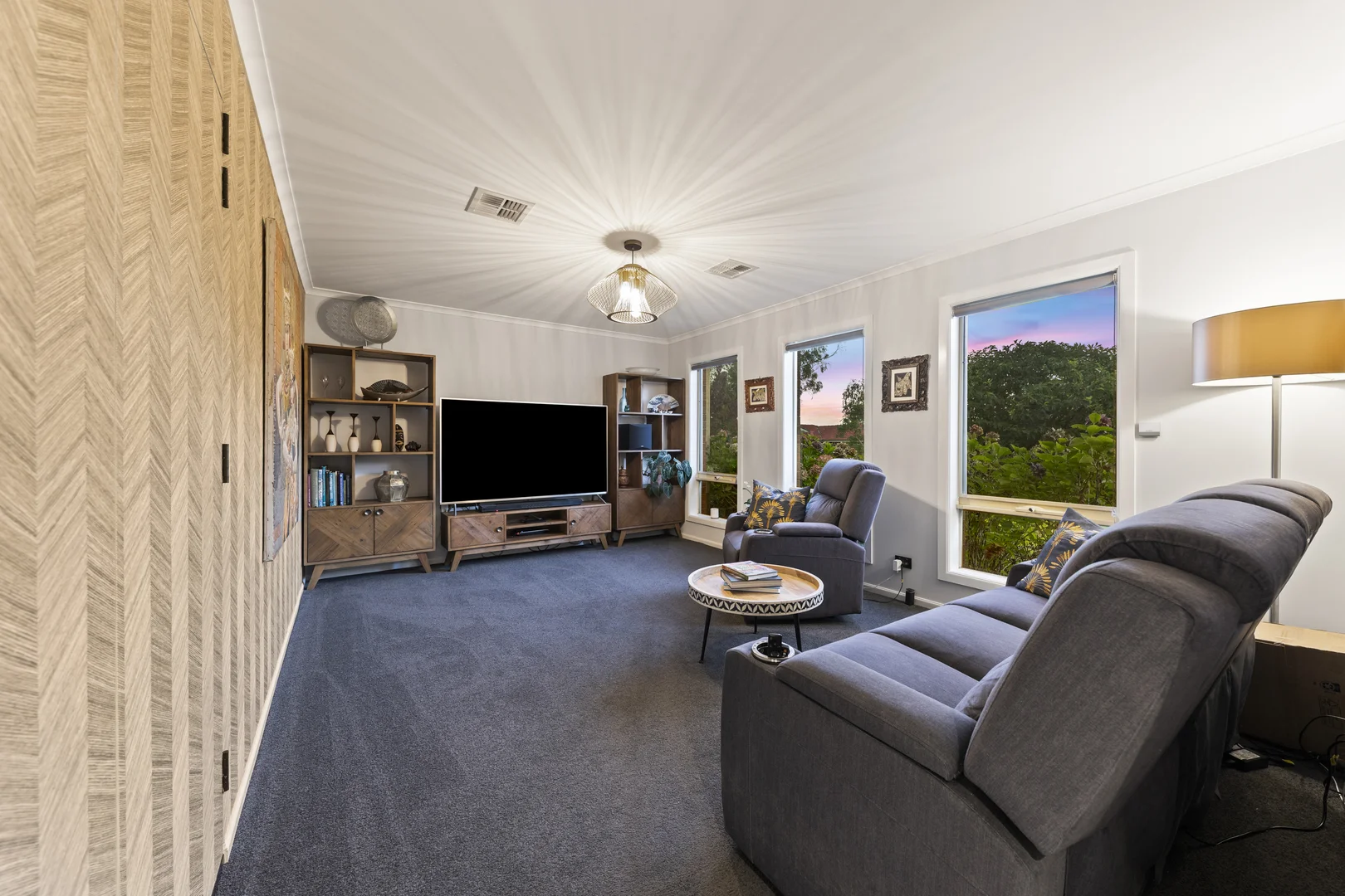 Additional image 10 of 4 Pioneers Crescent, Pakenham VIC 3810
