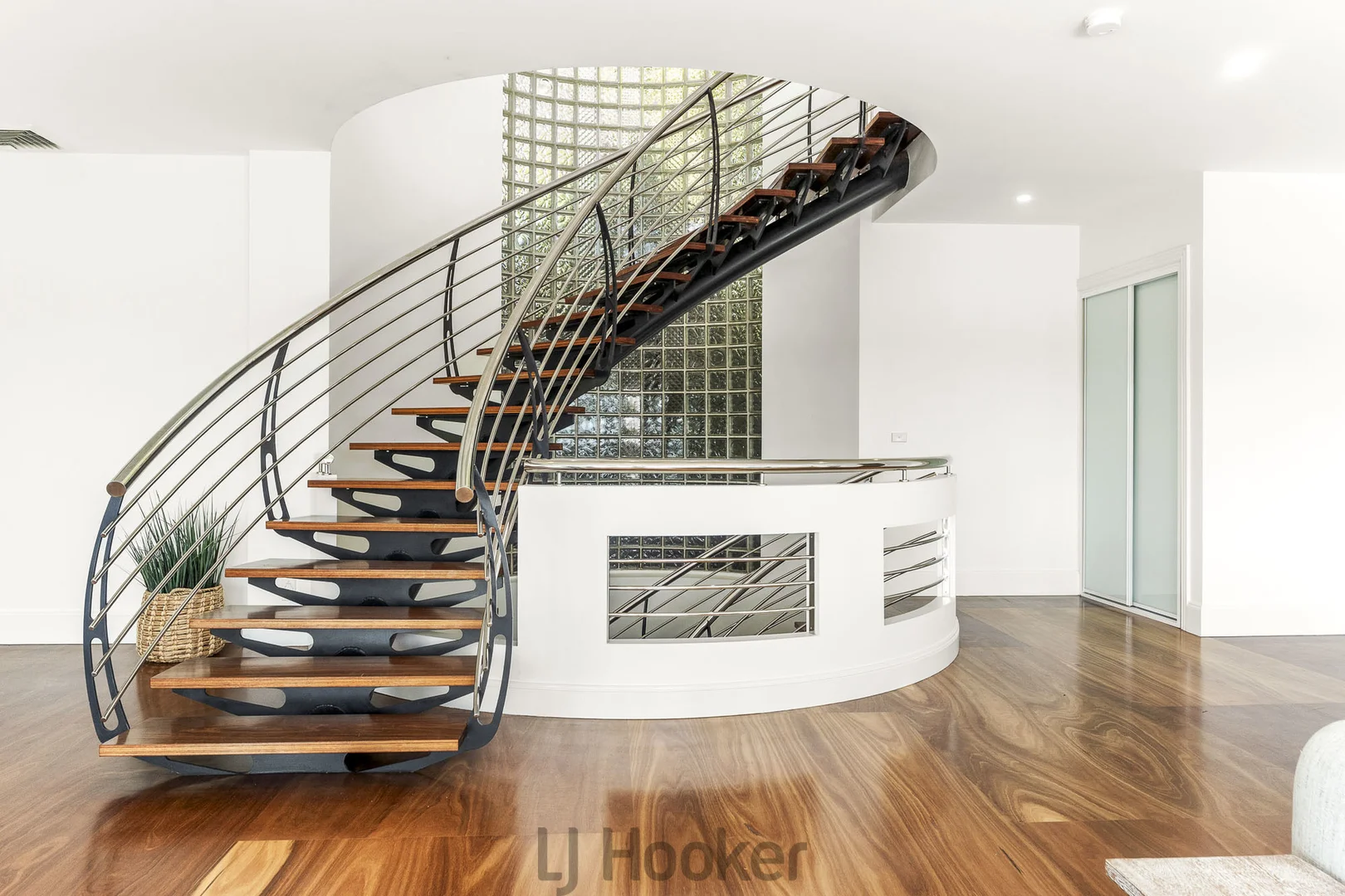 Additional image 16 of 76 Sunlight Parade, Fishing Point NSW 2283