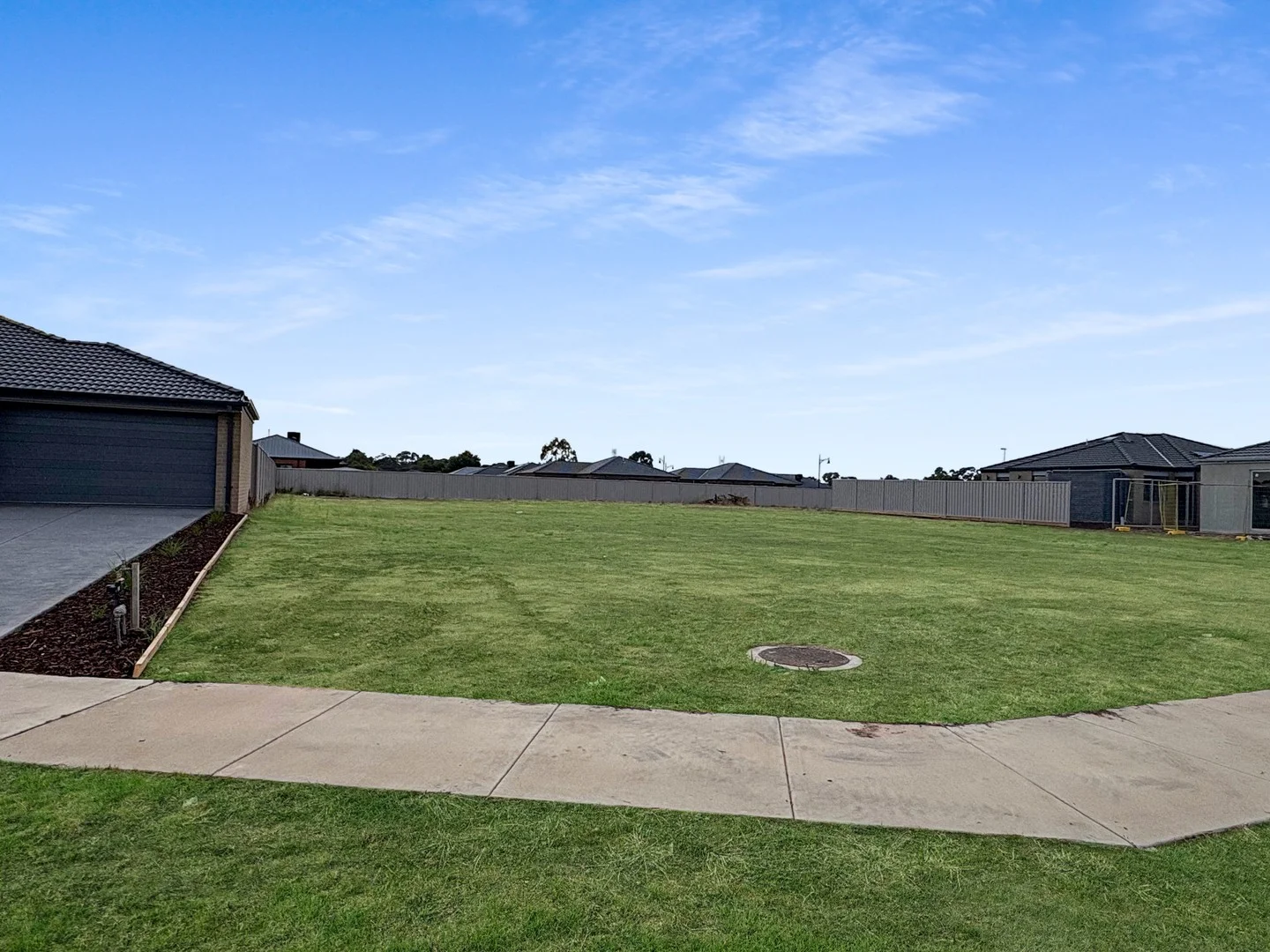 42 Livingston Boulevard, Benalla VIC 3672