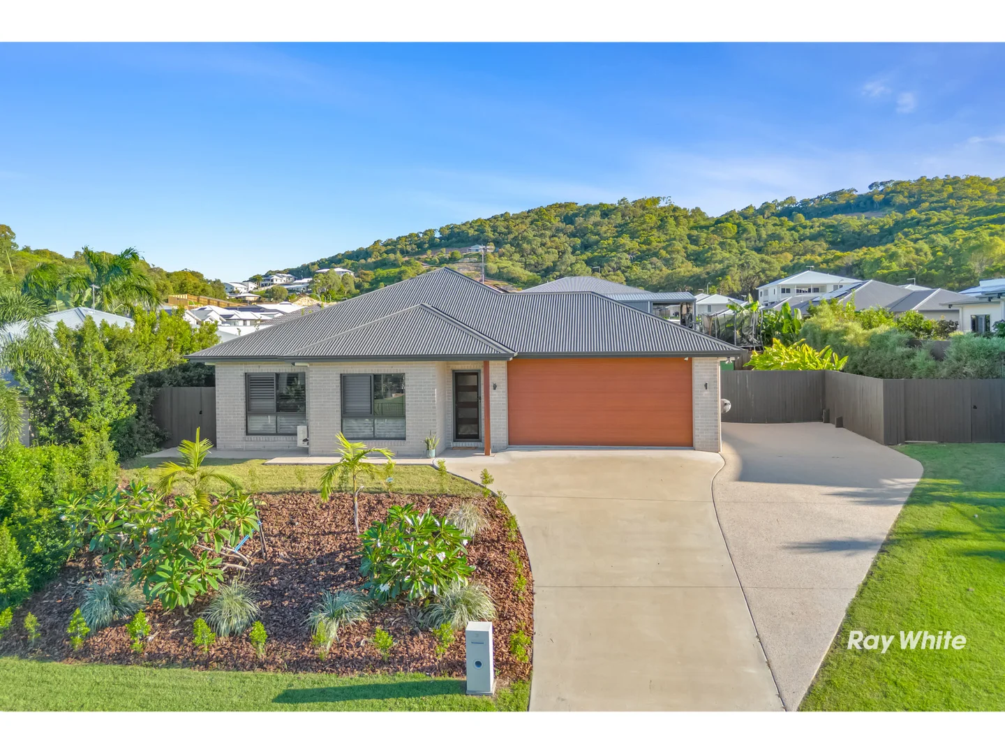 Additional image 23 of 3 Swains Avenue, Pacific Heights QLD 4703