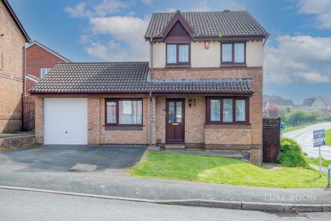 West Park Drive, Plympton PL7