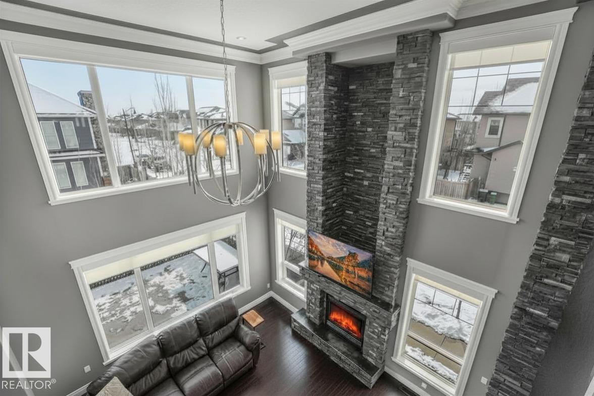 1360 CUNNINGHAM DR SW