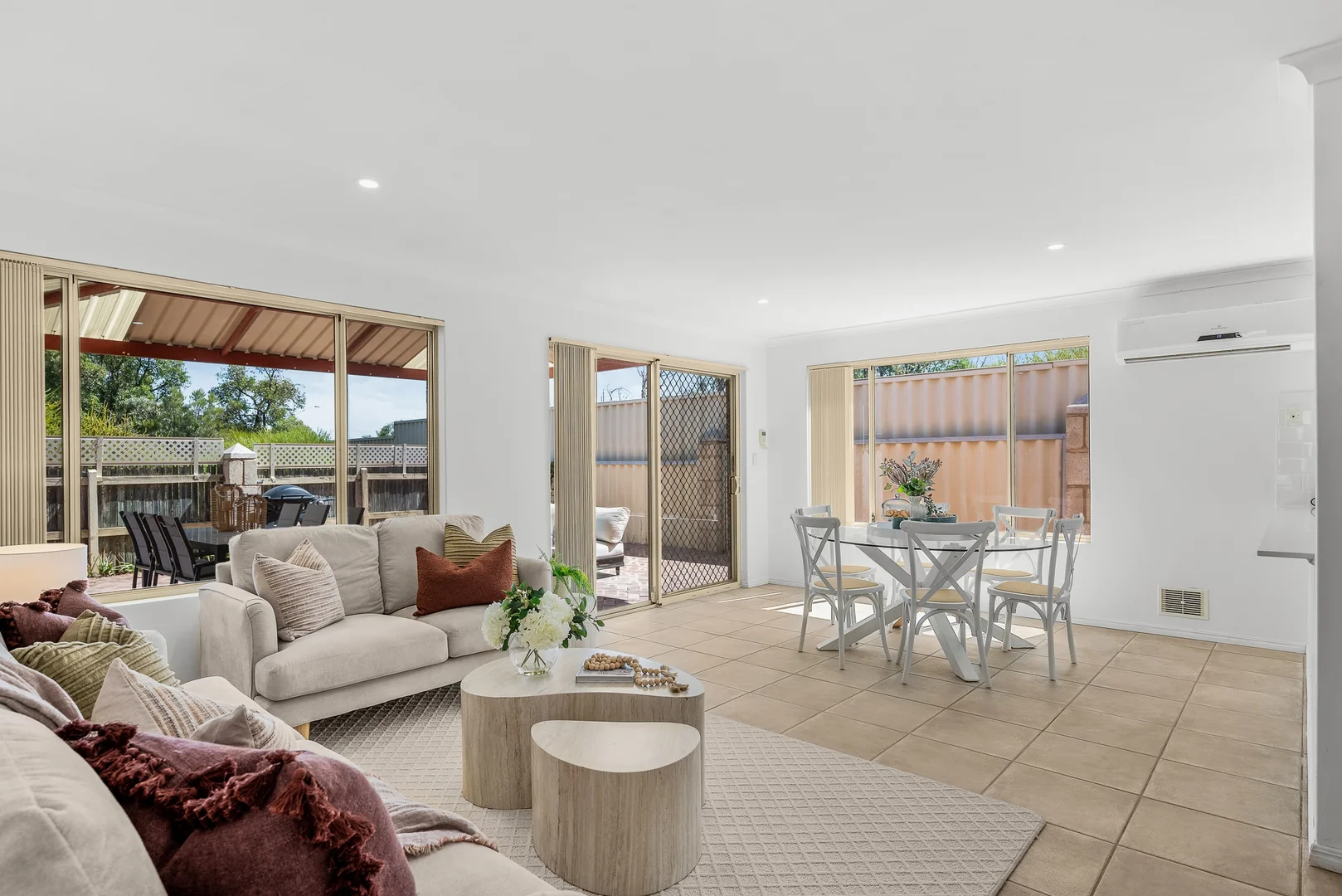 Additional image 3 of 16 Lively Circle, Mirrabooka WA 6061
