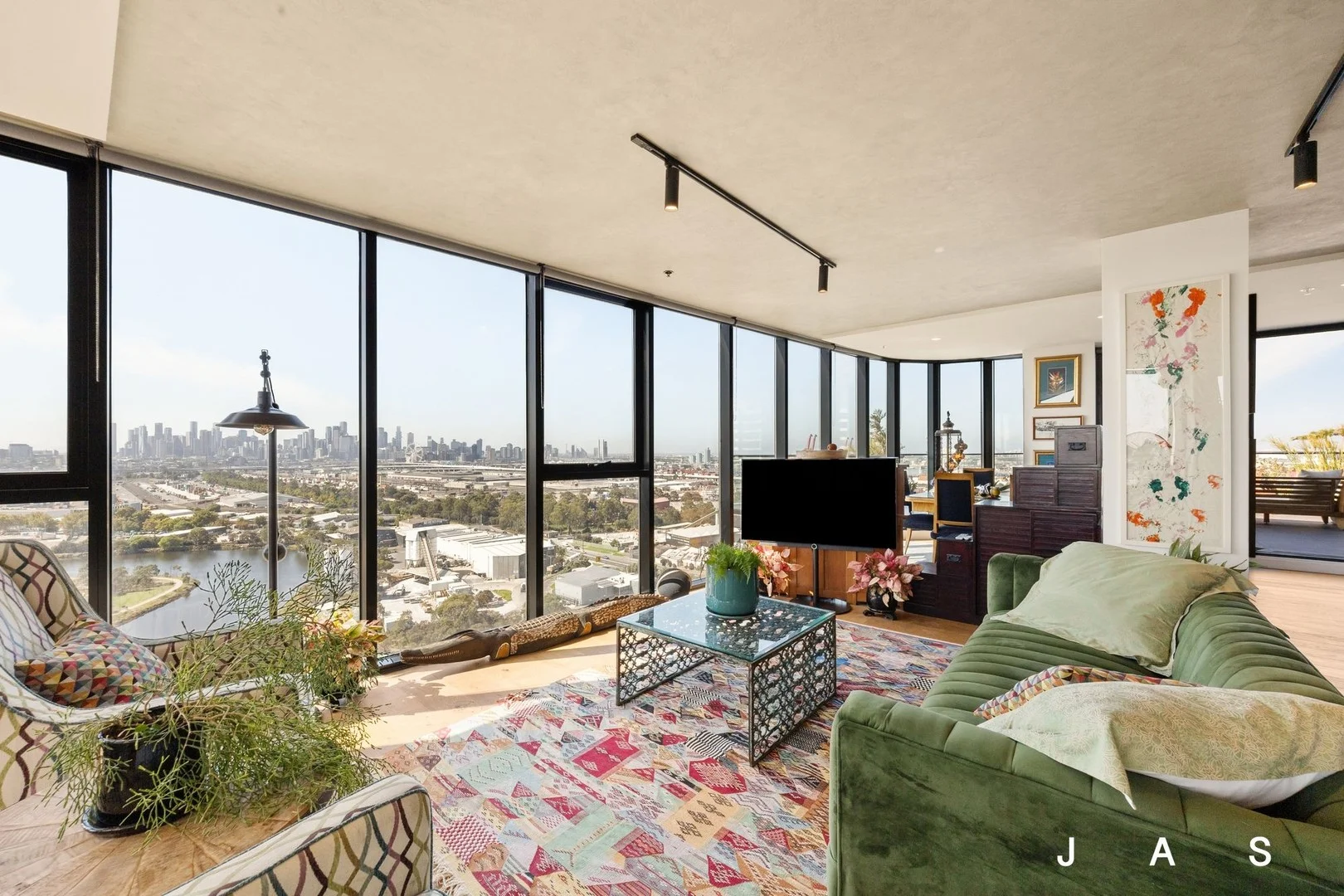1905d/8 Joseph Road, Footscray VIC 3011