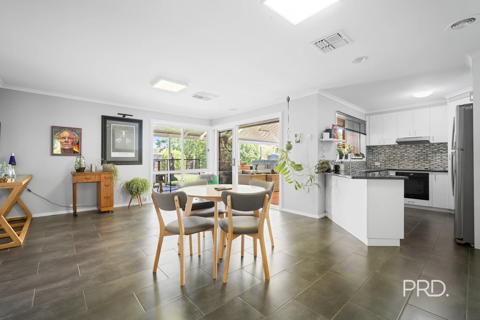 Additional image 9 of 33 Kirrang Avenue, Glenfield Park NSW 2650