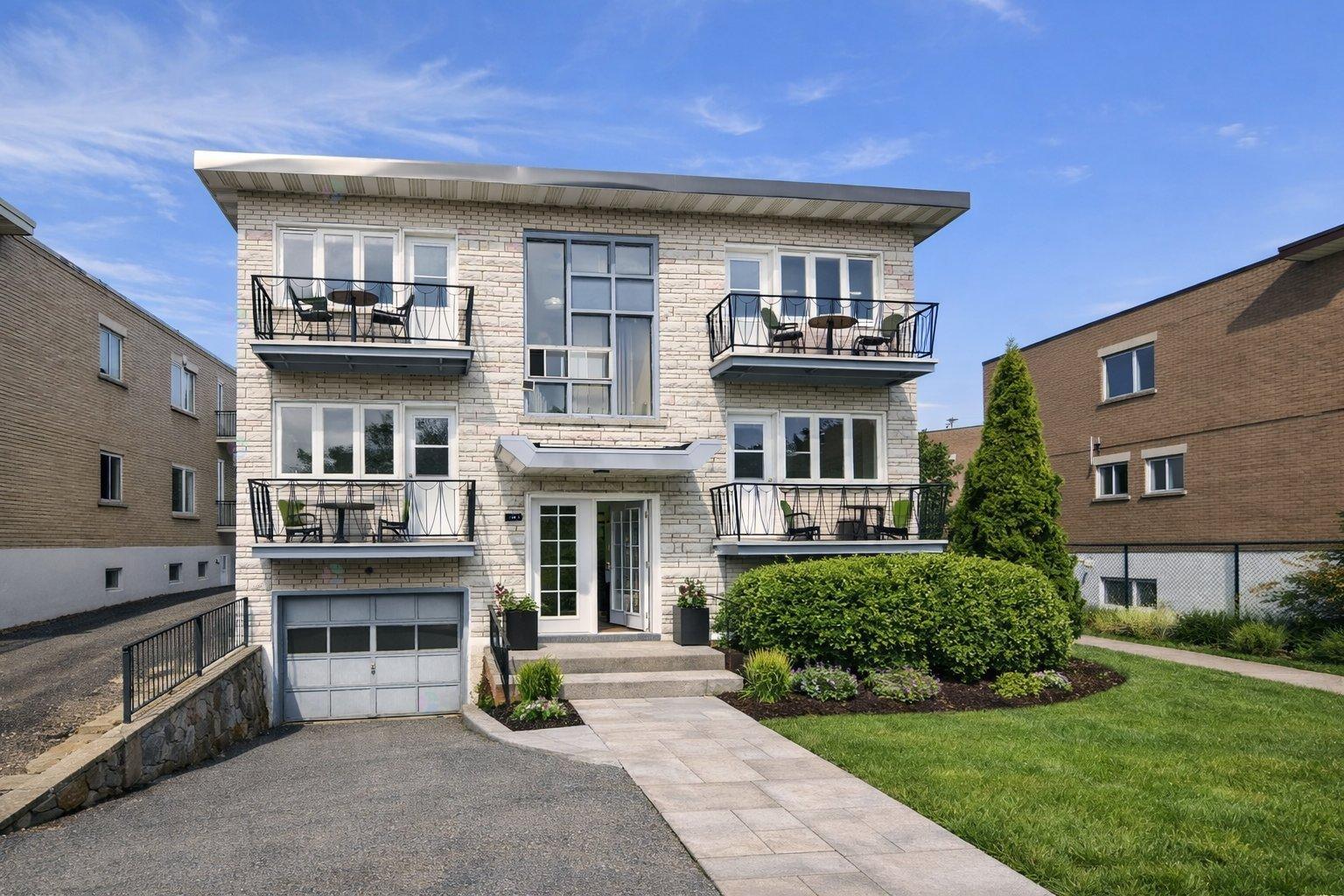 9037 Rue de Matane