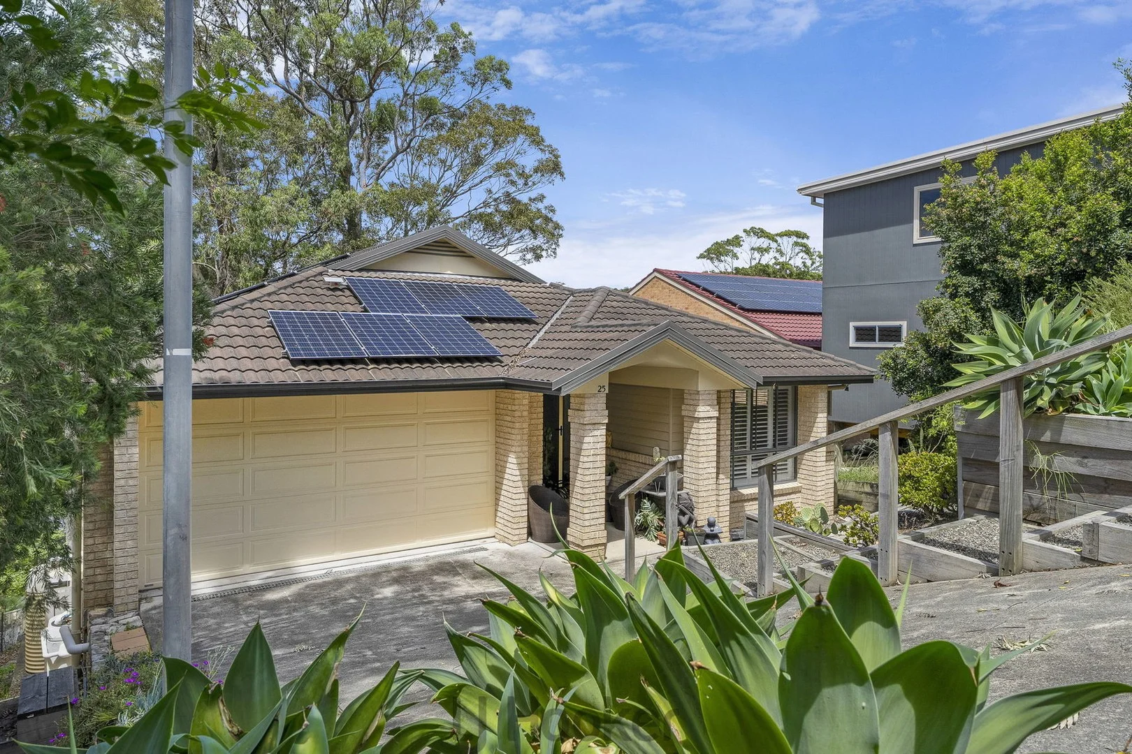 25 Cathrine Street, Kotara South NSW 2289