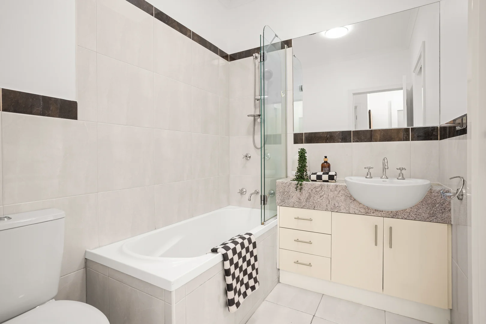 Additional image 7 of 3/14 Worrall Street, Burwood VIC 3125