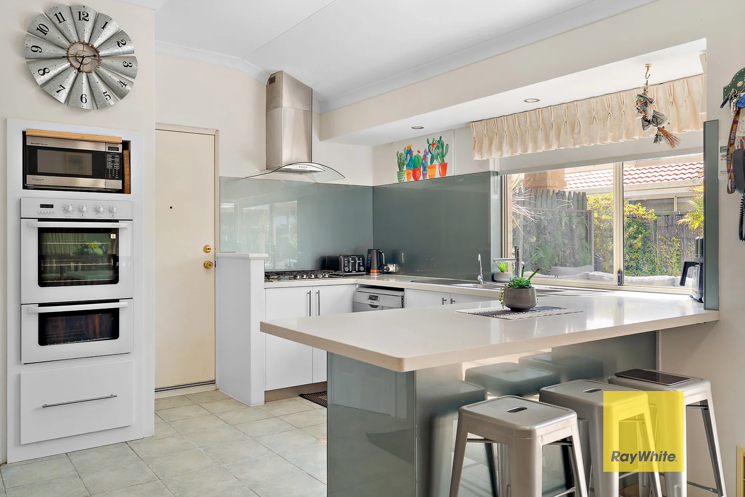 20 Tritonia Rise, Thornlie WA 6108