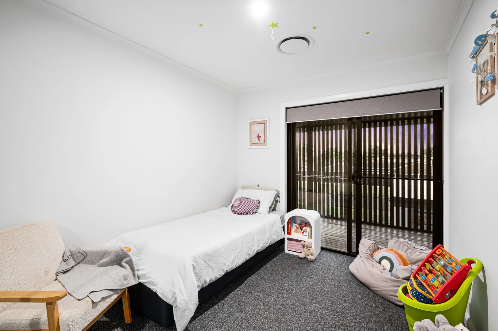 Additional image 16 of 63 Regent Street, Wynnum West QLD 4178