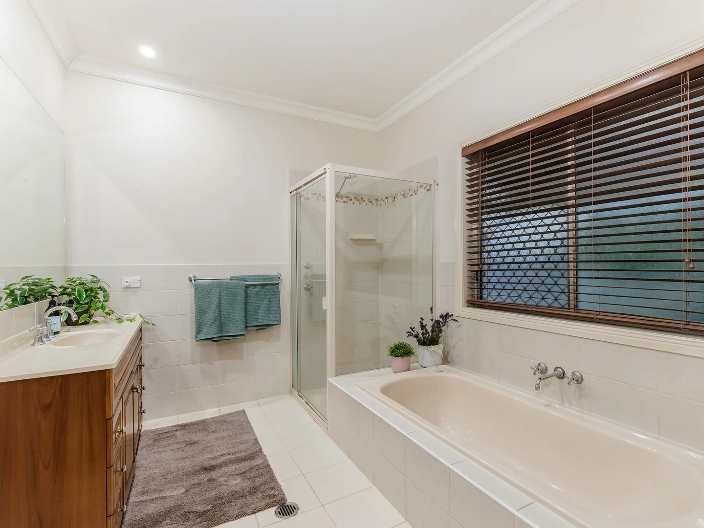 Additional image 15 of 52 Yvonne Crescent, Mount Warren Park QLD 4207