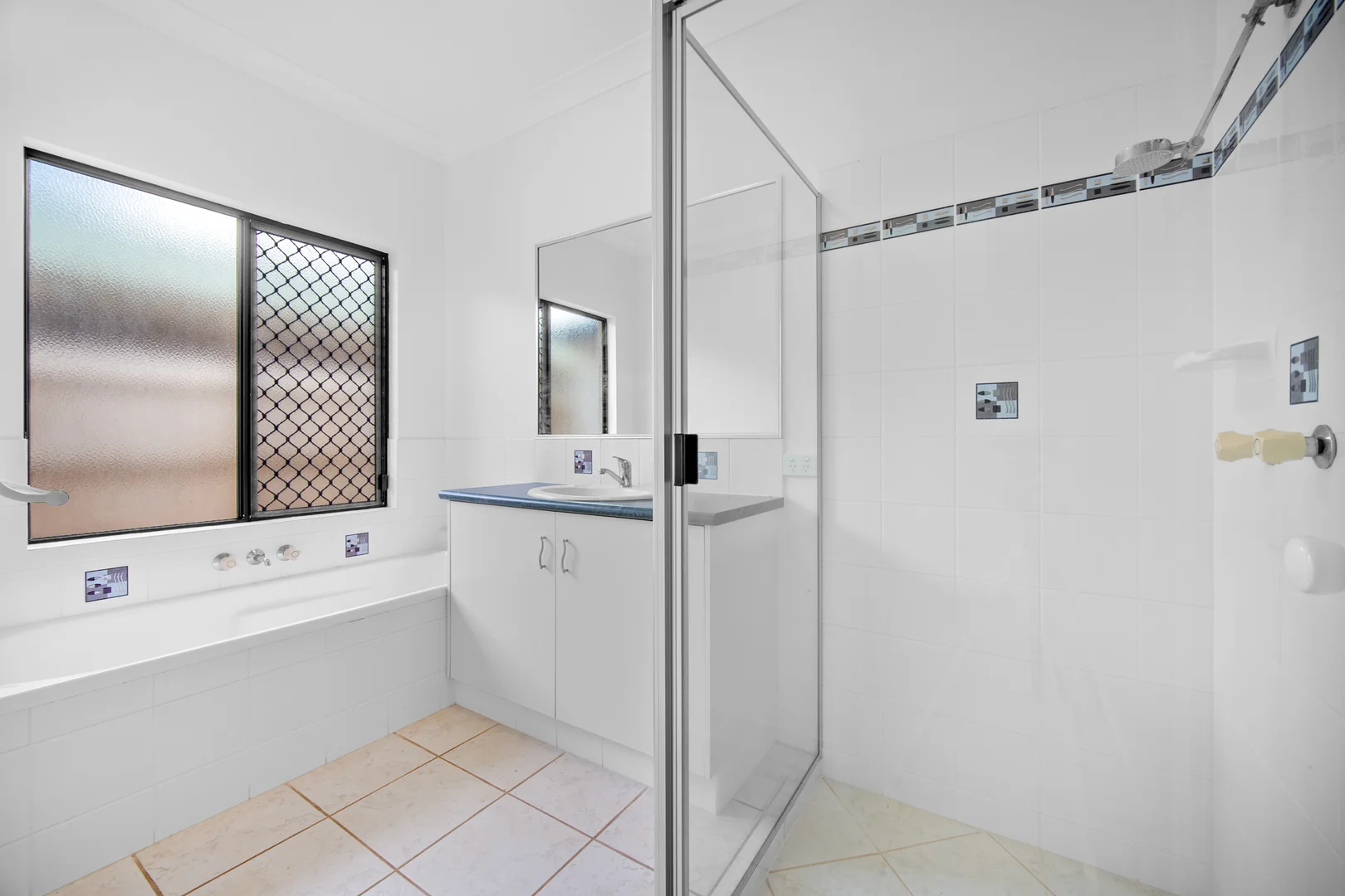 Additional image 5 of 5 Pumila Close, Mount Sheridan QLD 4868