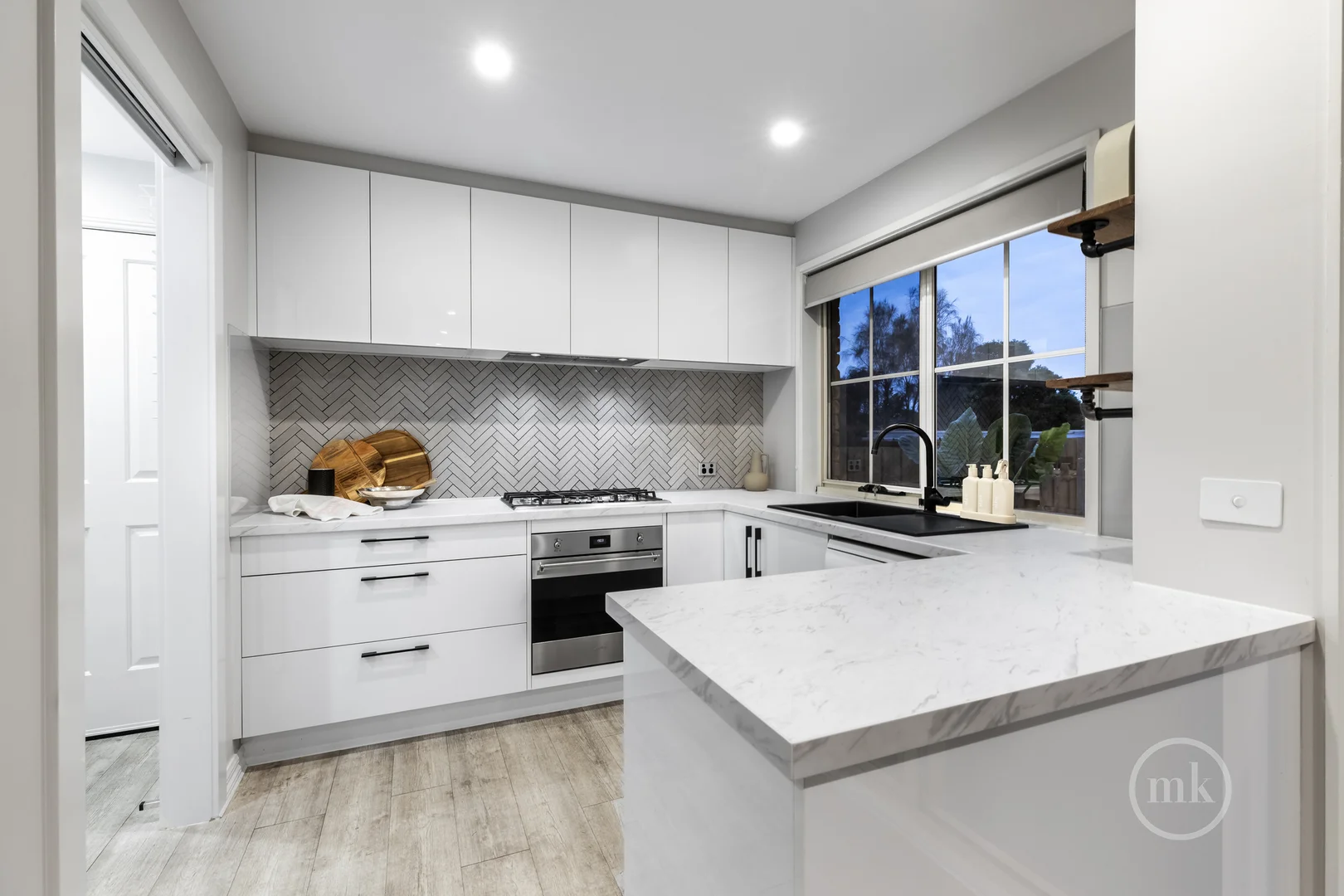 Additional image 6 of 6/72-74 Bridge Street, Eltham VIC 3095
