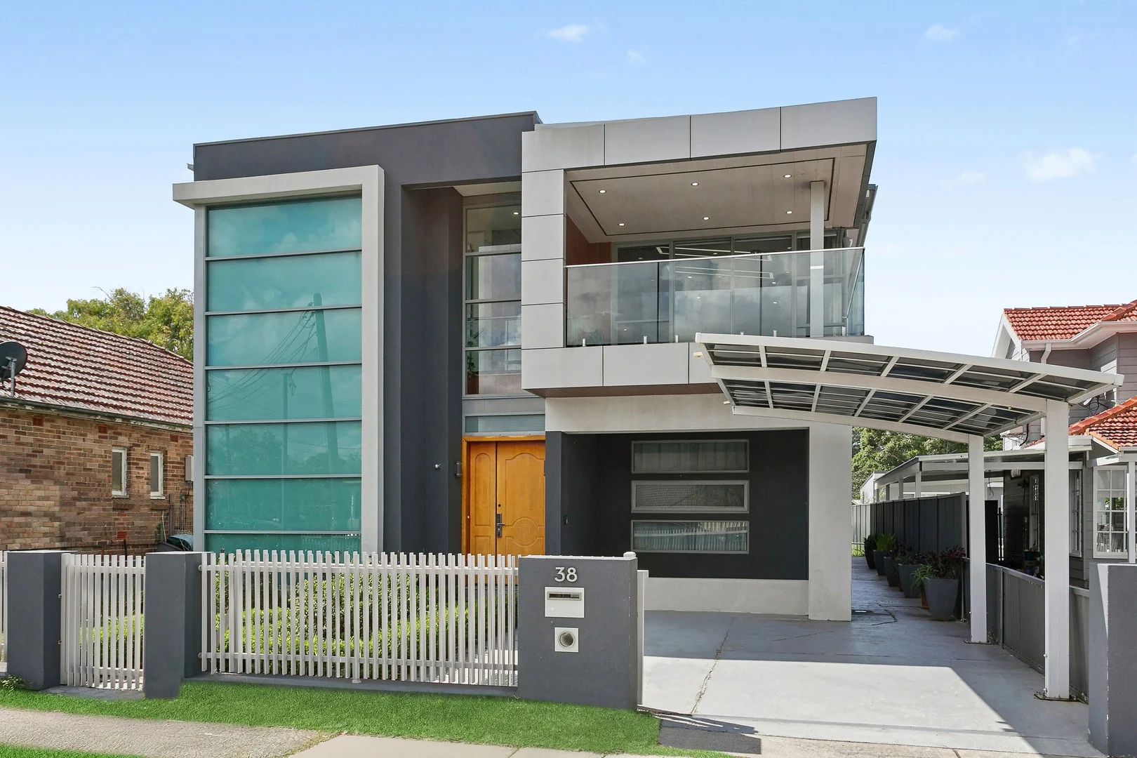 38 Tuffy Avenue, Sans Souci NSW 2219