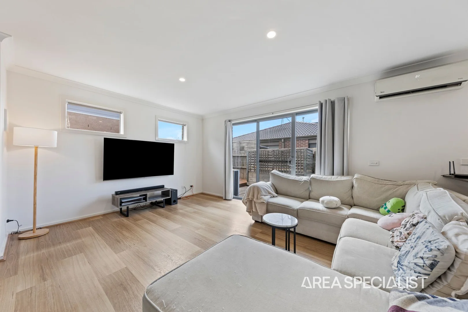 Additional image 5 of 10 Nemo Street, Pakenham VIC 3810