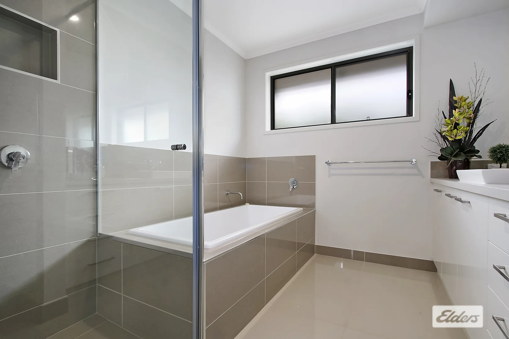 Additional image 6 of 21 Hampshire Boulevard, Leneva VIC 3691