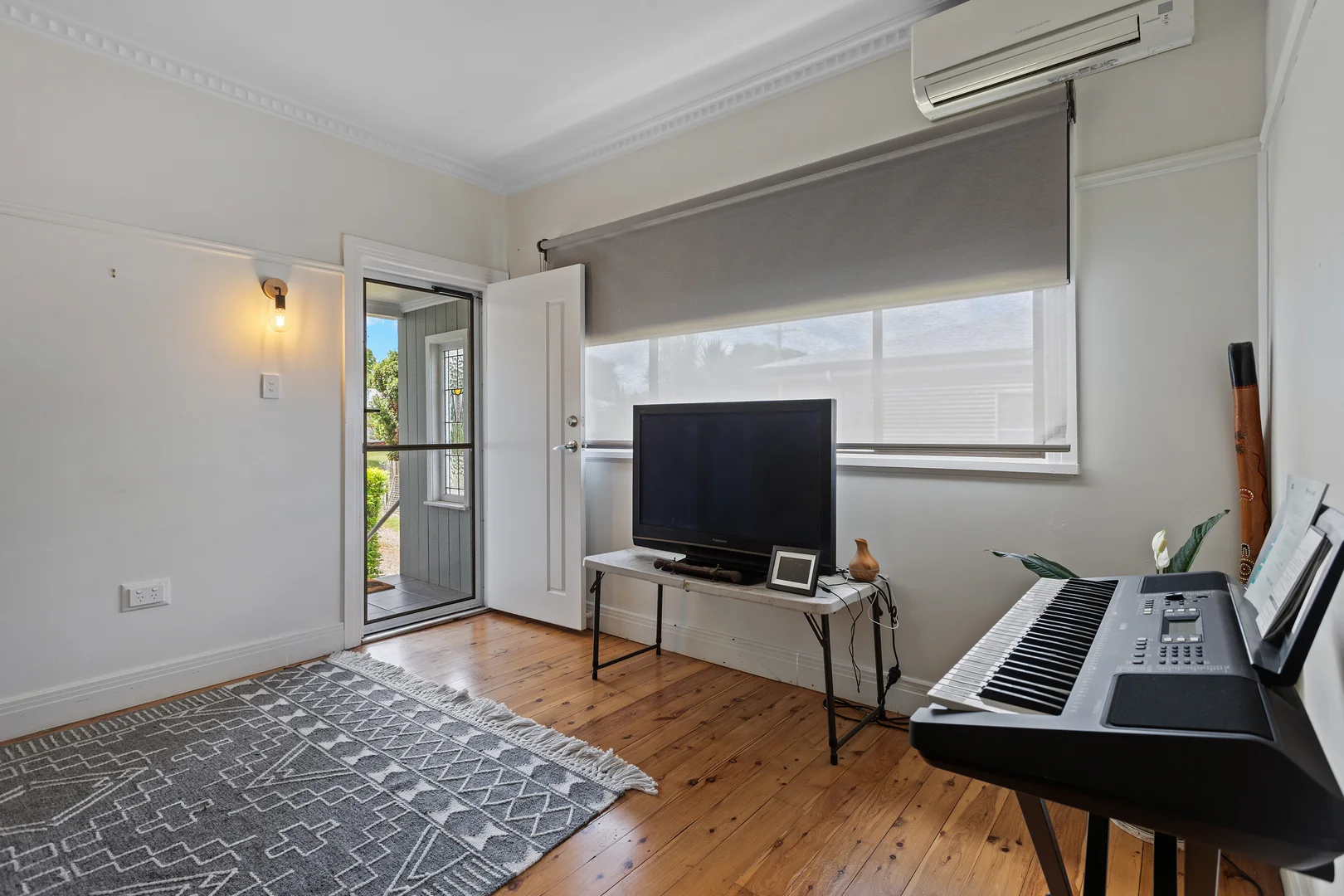 Additional image 5 of 21 McIntyre Street, Centenary Heights QLD 4350