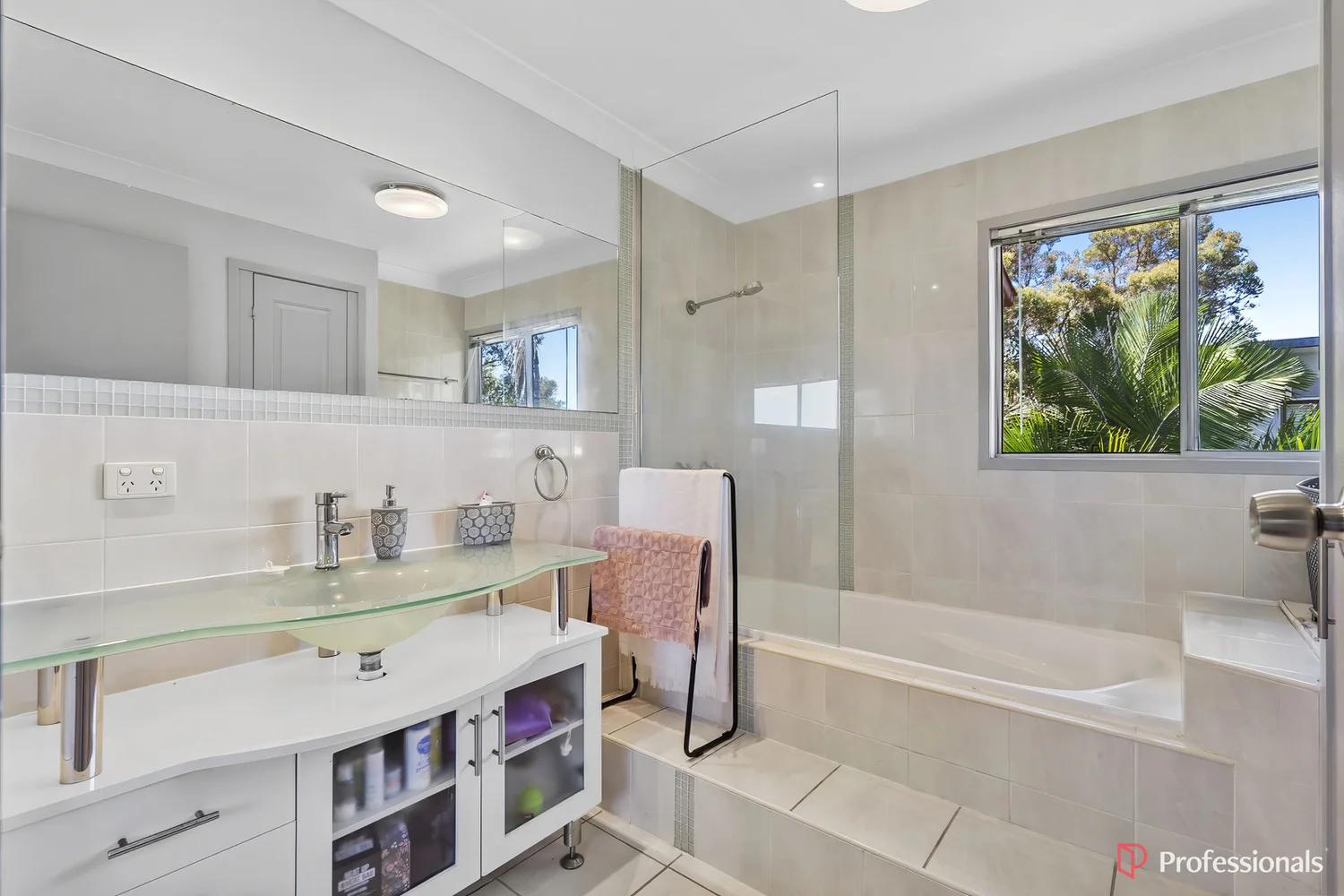 Additional image 9 of 116 Sheehy Street, Park Avenue QLD 4701