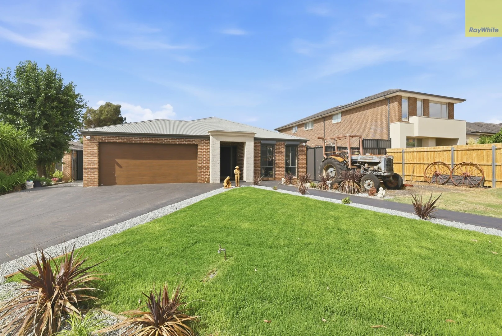 23 Silverdale Drive, Darley VIC 3340
