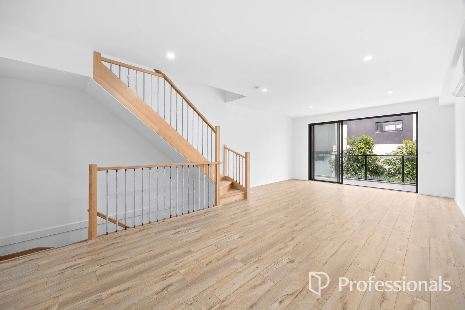 Additional image 5 of 4/26 Bordeaux Street, Doncaster VIC 3108