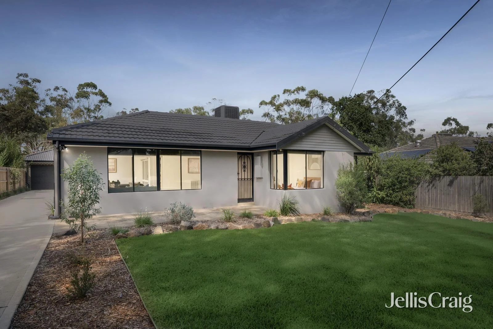 62 Greenslopes Drive, Mooroolbark VIC 3138