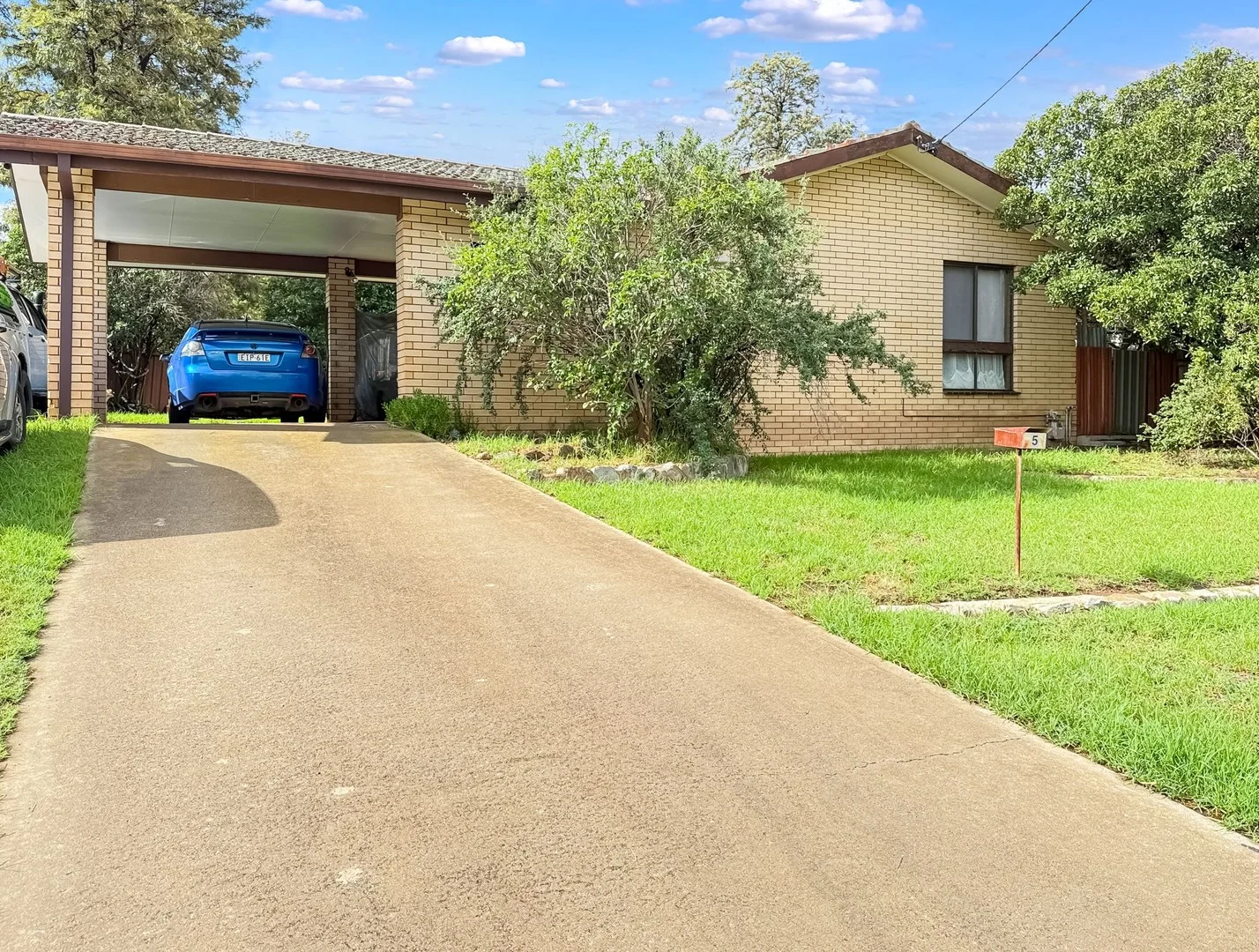 5 WIRILDA STREET, Leeton NSW 2705