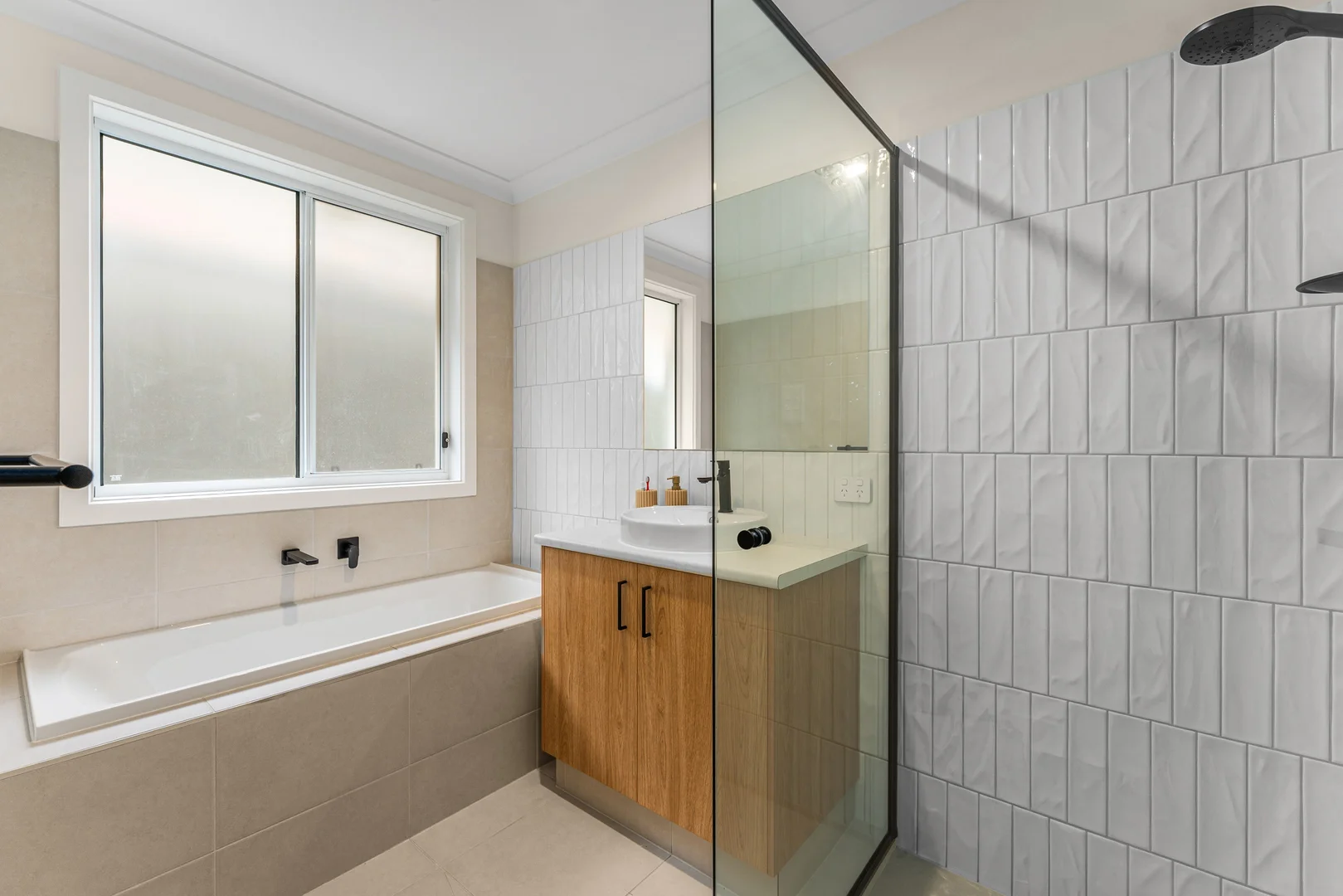 Additional image 15 of 15 Flavian Crescent, Morphett Vale SA 5162