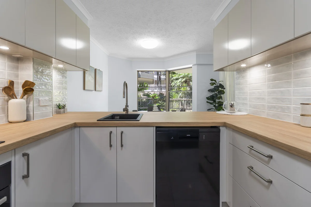 Additional image 22 of 2/25 Brighton Street, Biggera Waters QLD 4216