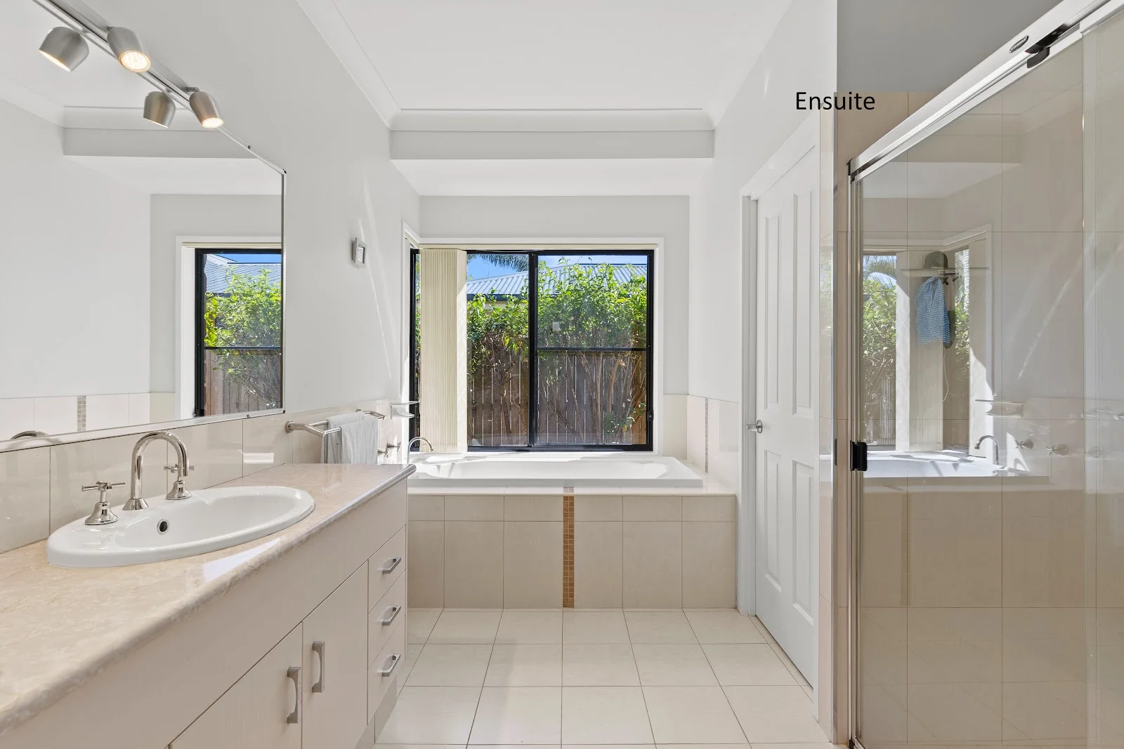 Additional image 14 of 43 Yarrilee Circuit, Dundowran QLD 4655