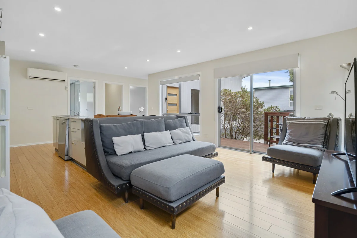 Additional image 35 of 245 Roslyn Avenue, Blackmans Bay TAS 7052