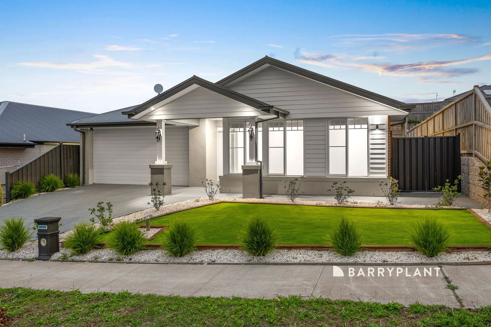 10 Toland Avenue, Warragul VIC 3820