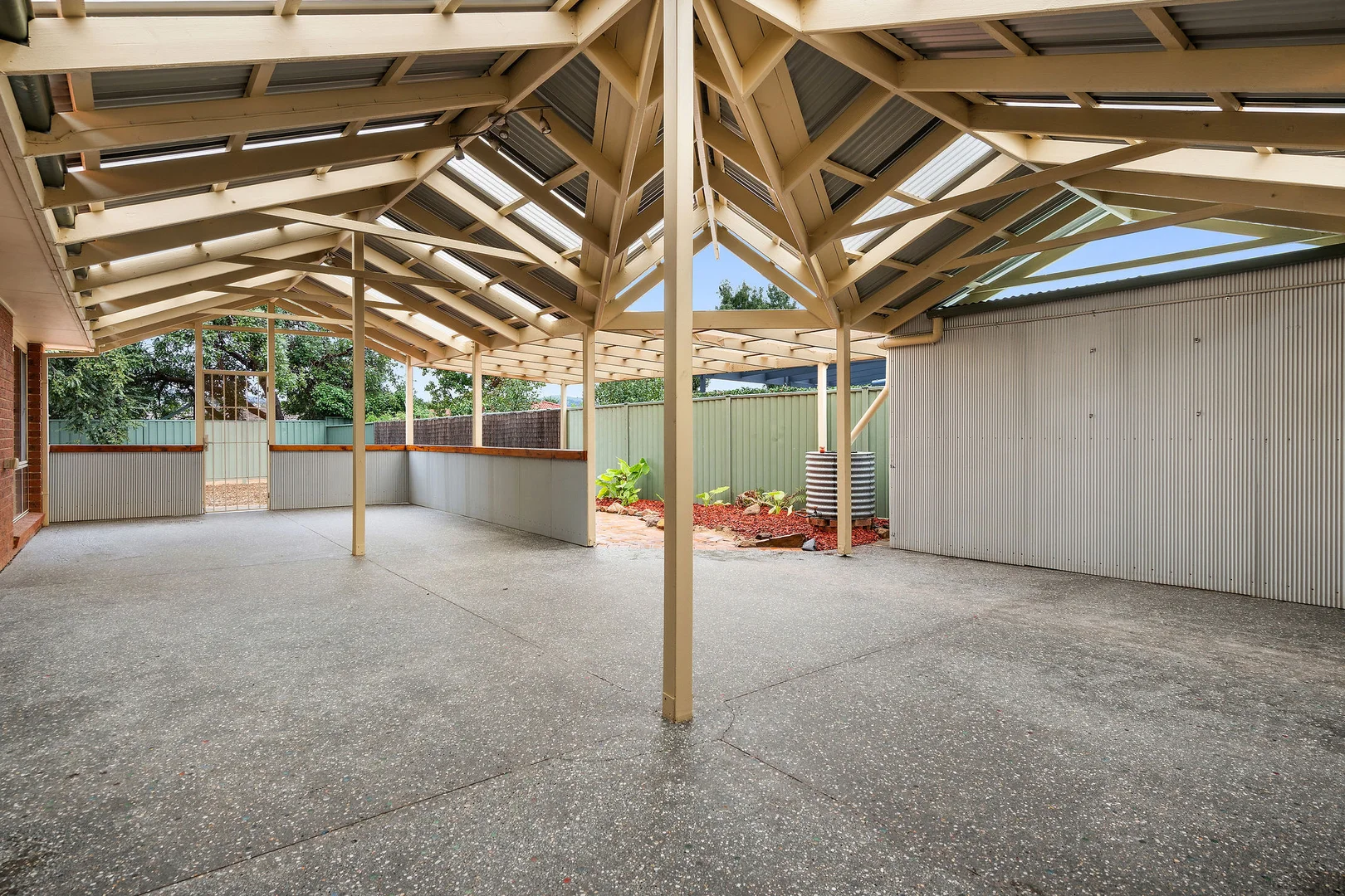 Additional image 18 of 9 Blinkhorn Place, Gordon ACT 2906