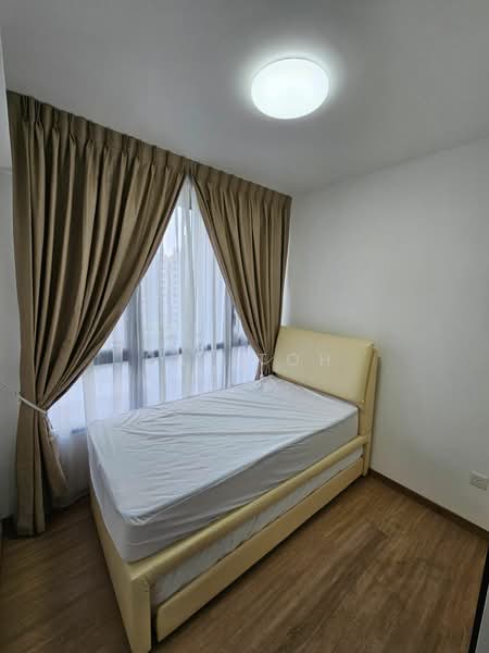 8 Bukit Batok Street 41 photo 4